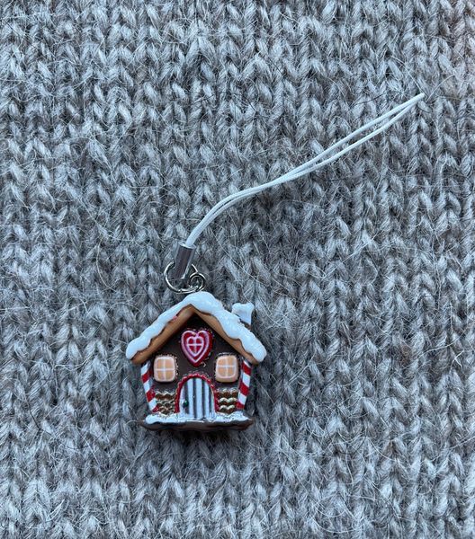 Hovedbilde Maskemarkør Pepperkakehus med tau