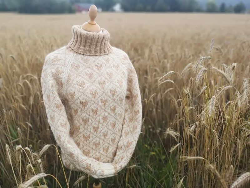 SVARTULV wheat heather - white