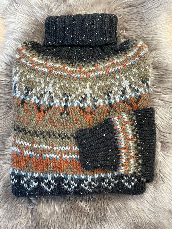 ALASUQ POLAR  black tweed - garnpakke