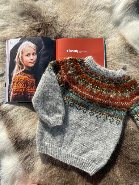 Hovedbilde Alasuq genser barn - garnpakke